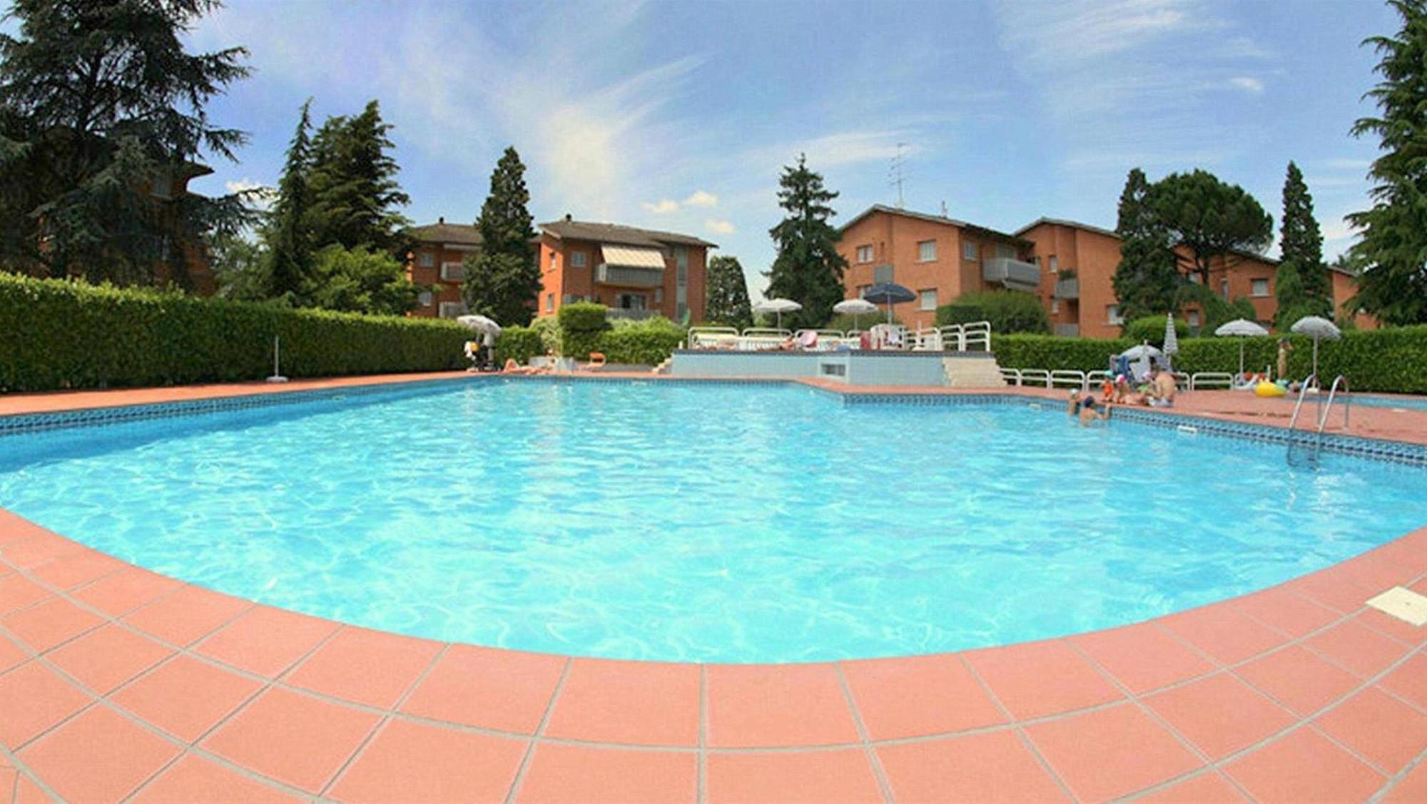 Cappuccini Appartments Peschiera del Garda Esterno foto