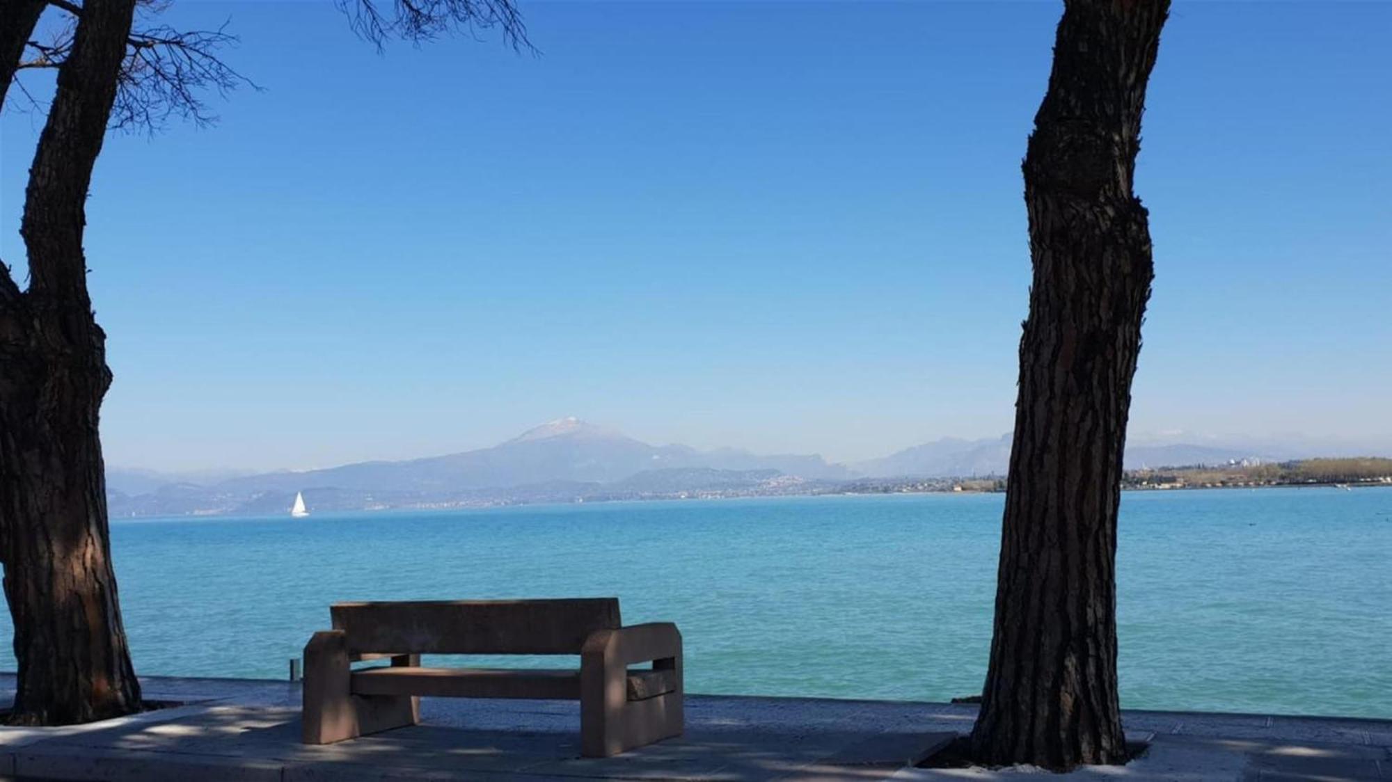 Cappuccini Appartments Peschiera del Garda Esterno foto