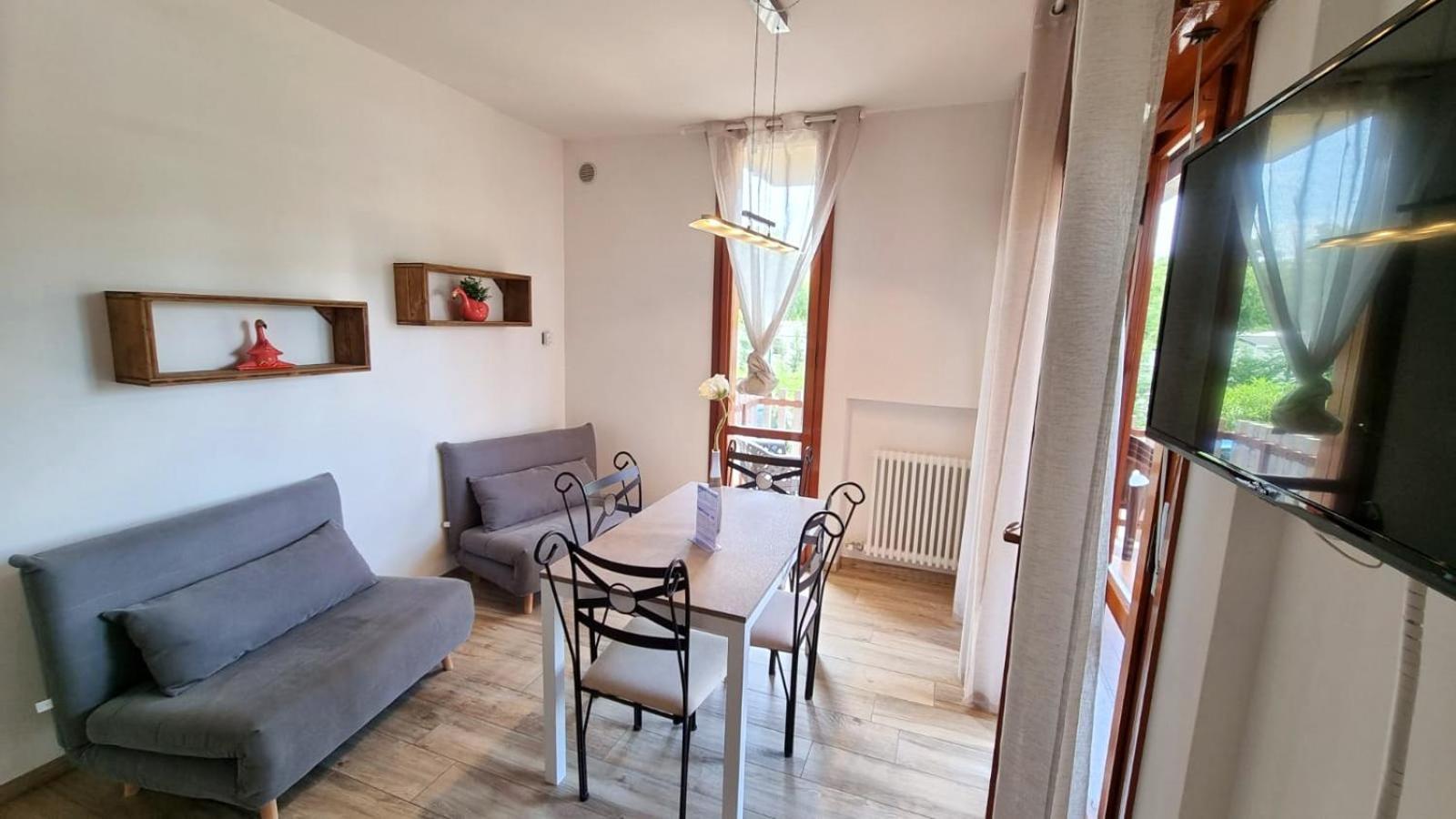 Cappuccini Appartments Peschiera del Garda Esterno foto
