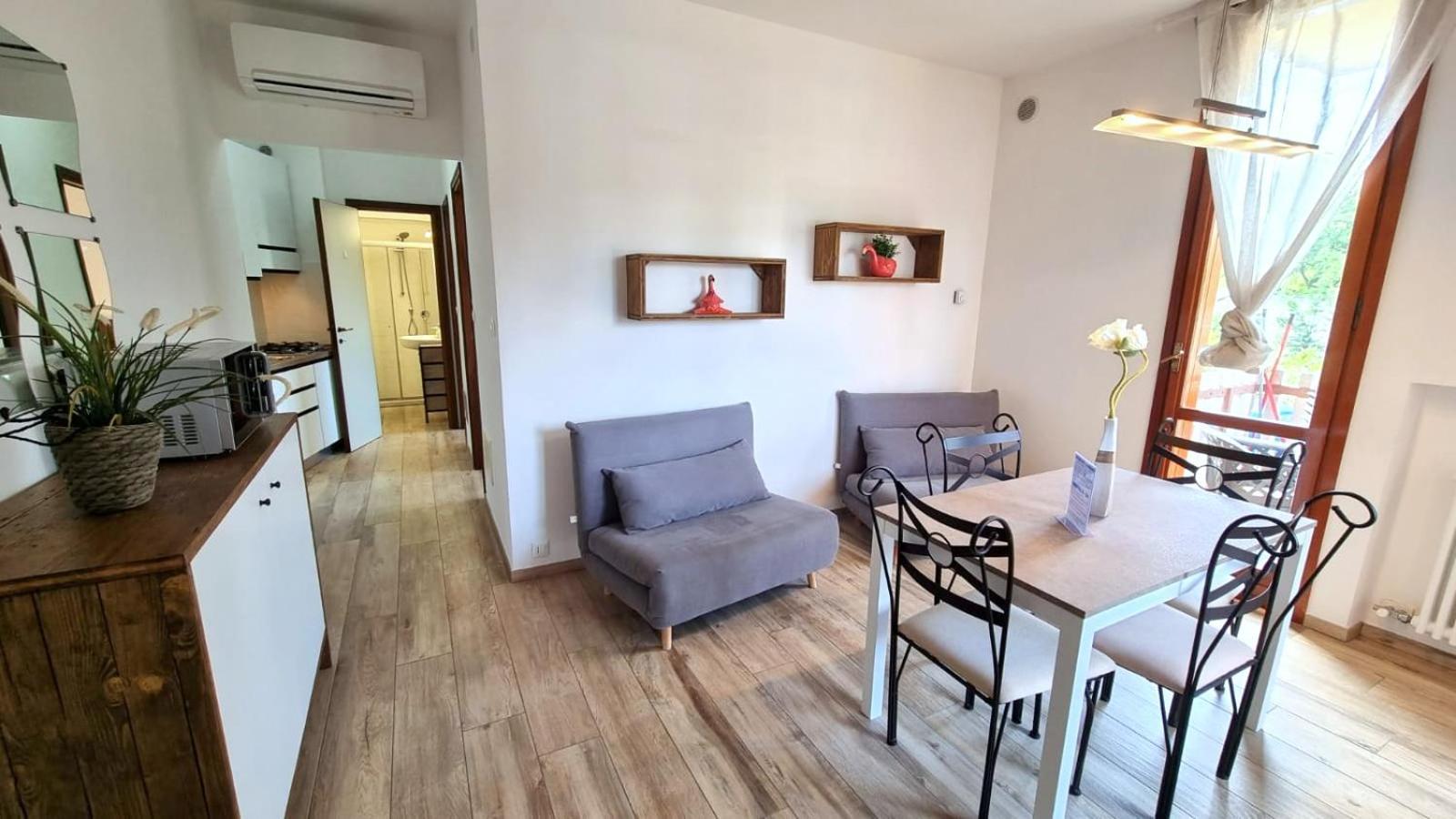 Cappuccini Appartments Peschiera del Garda Esterno foto